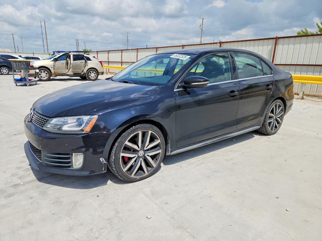 Salvage Volkswagen Jetta Image