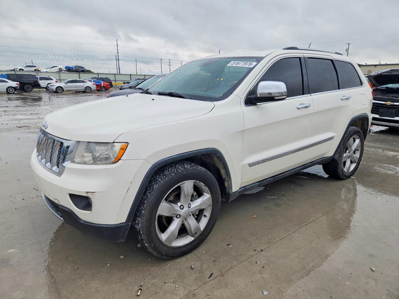 Salvage Jeep Grand Cherokee Image
