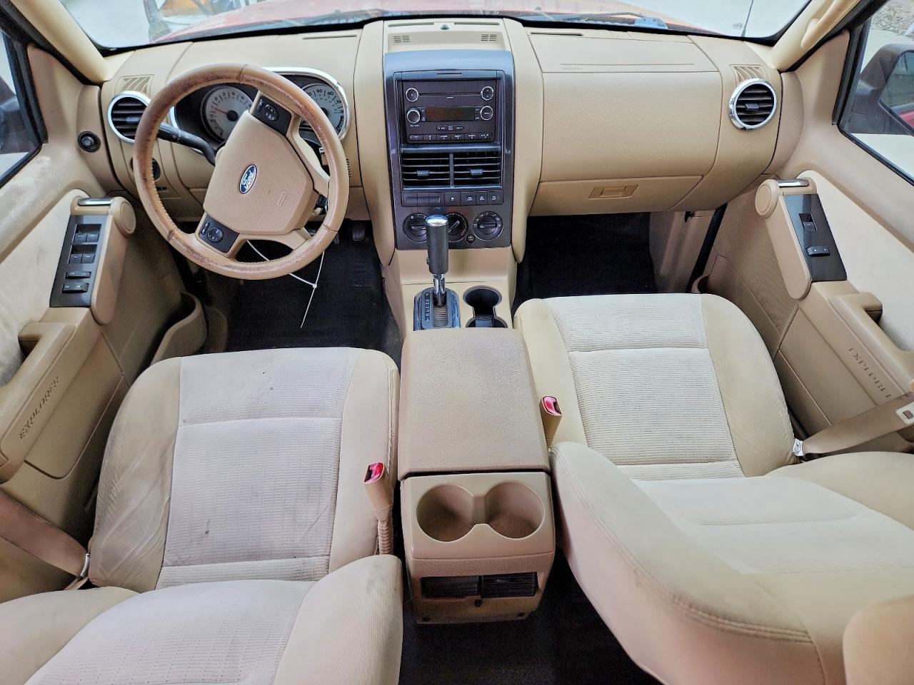 Ford Explorer Xlt