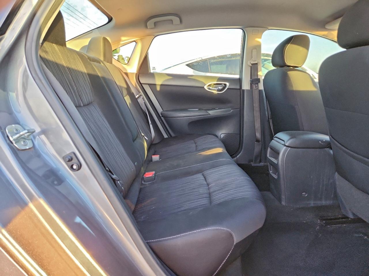 Nissan Sentra Sv
