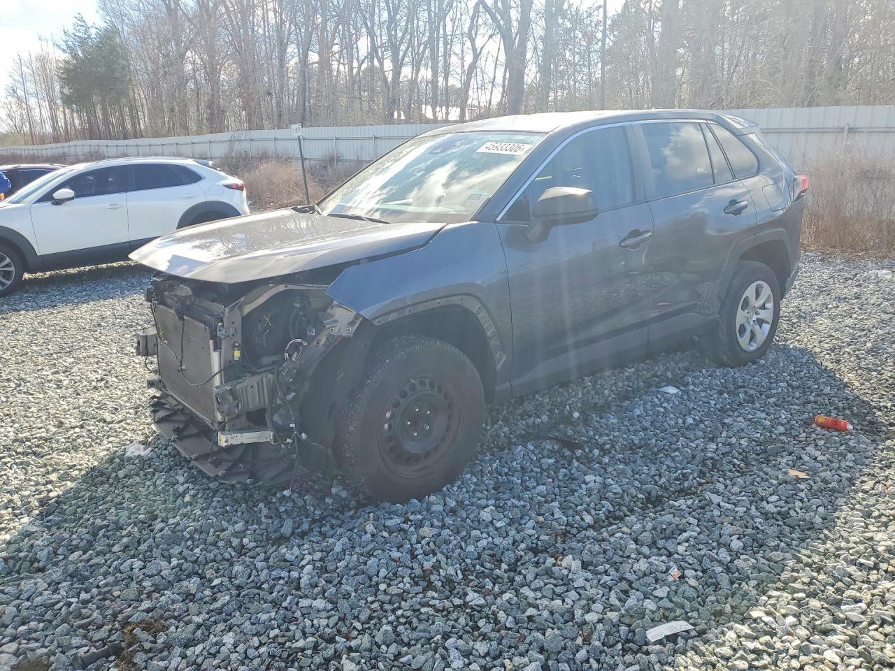 Salvage Toyota RAV4 Image