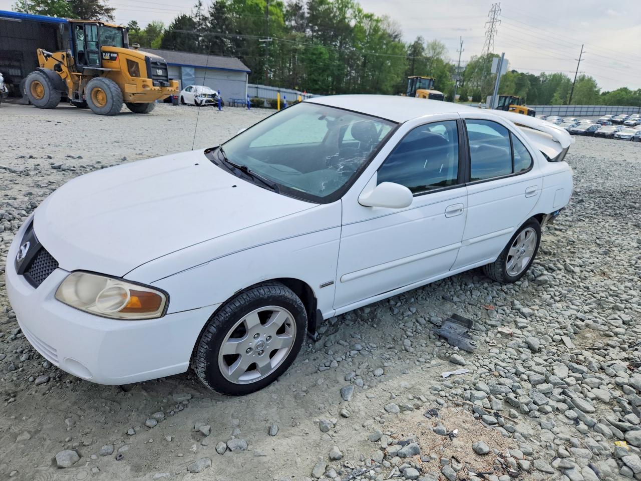 Salvage Nissan Sentra Image
