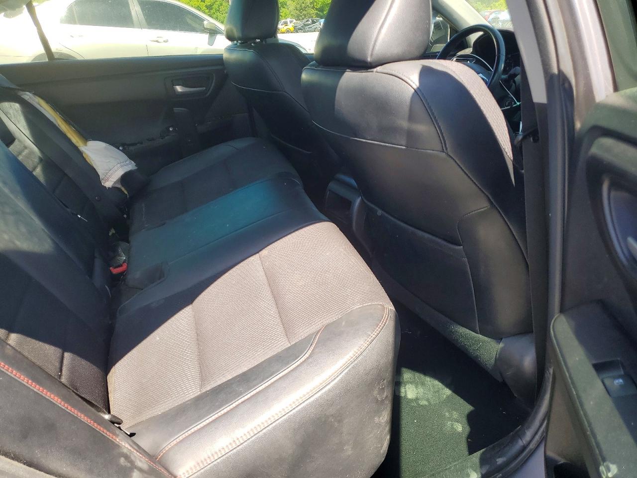 Toyota Camry Se
