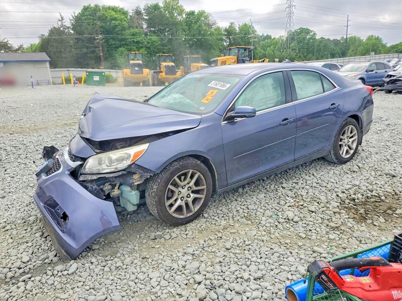 Salvage Chevrolet Malibu Image