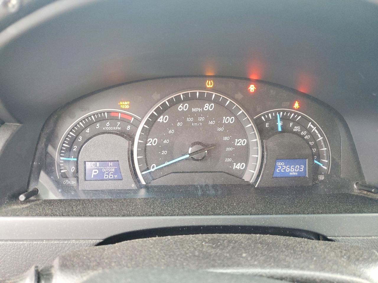 Toyota Camry Le