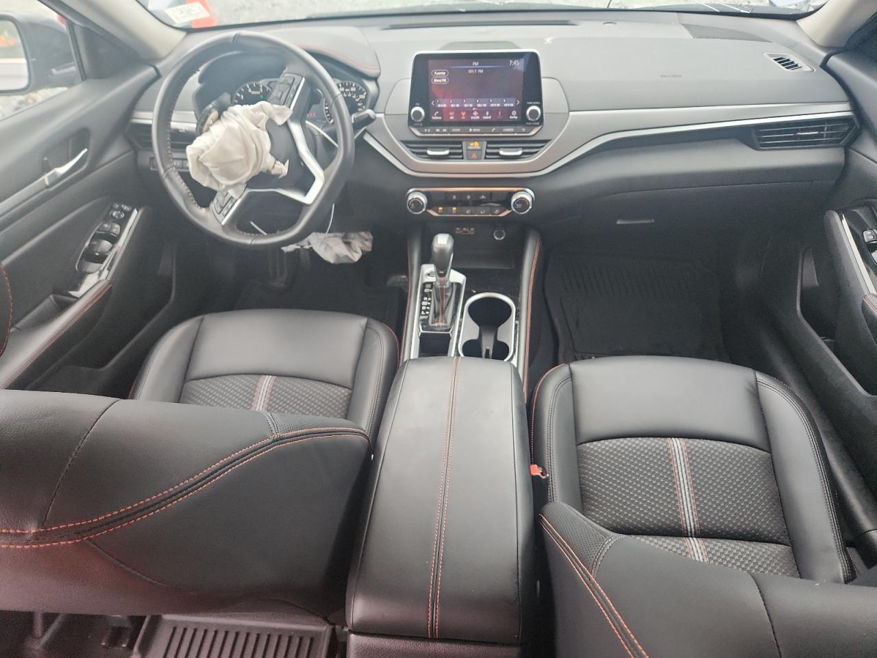 Nissan Altima Sr