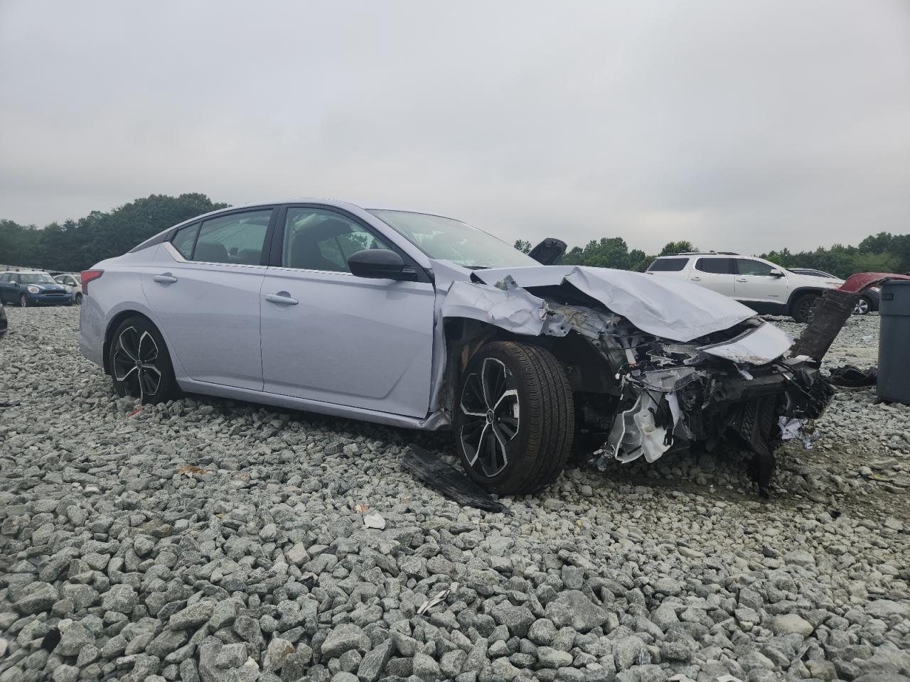 Nissan Altima Sr