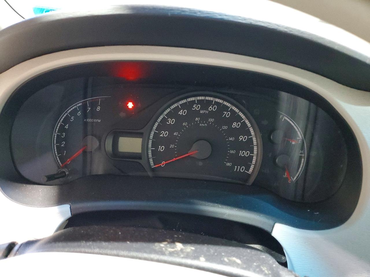 Toyota Sienna Le 8-passenger
