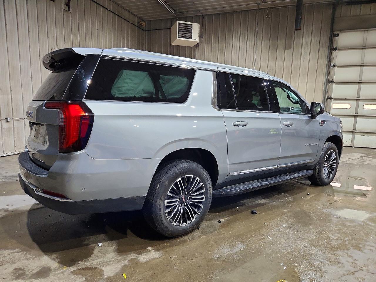 GMC Yukon Elevation