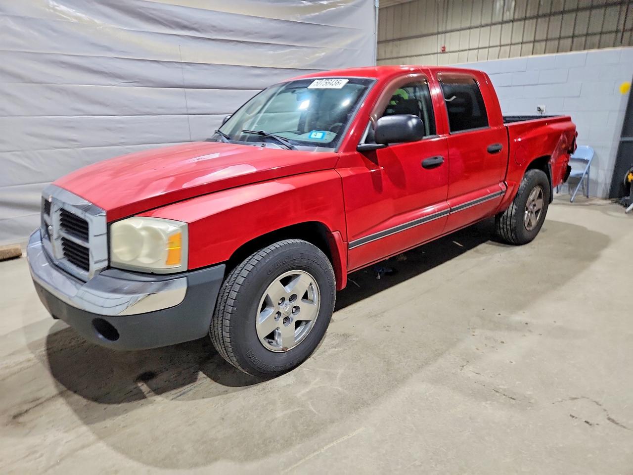 Salvage Dodge Dakota Image