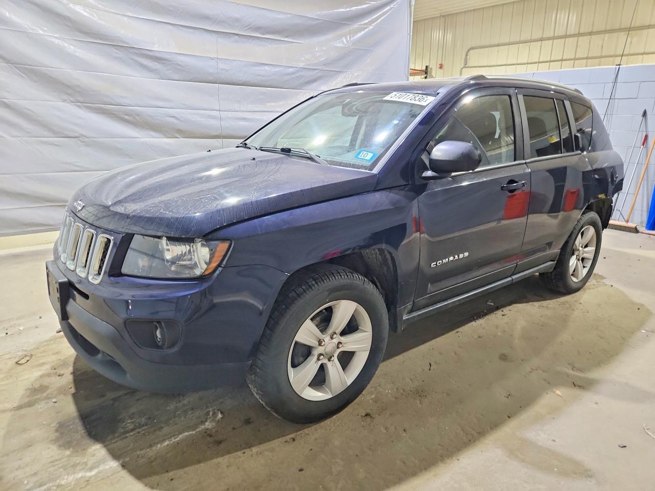 Salvage Jeep Compass Image