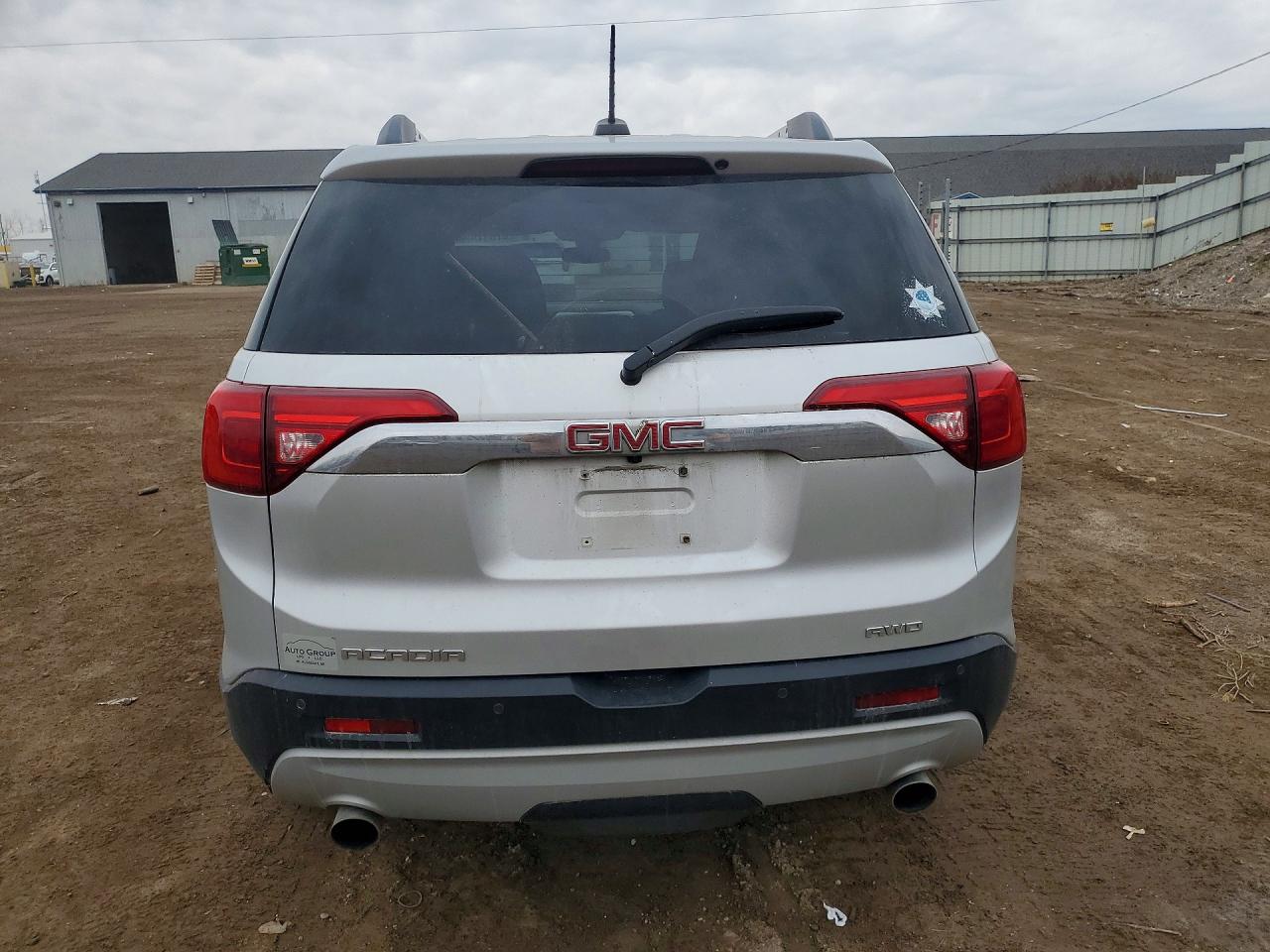 GMC Acadia Slt-2