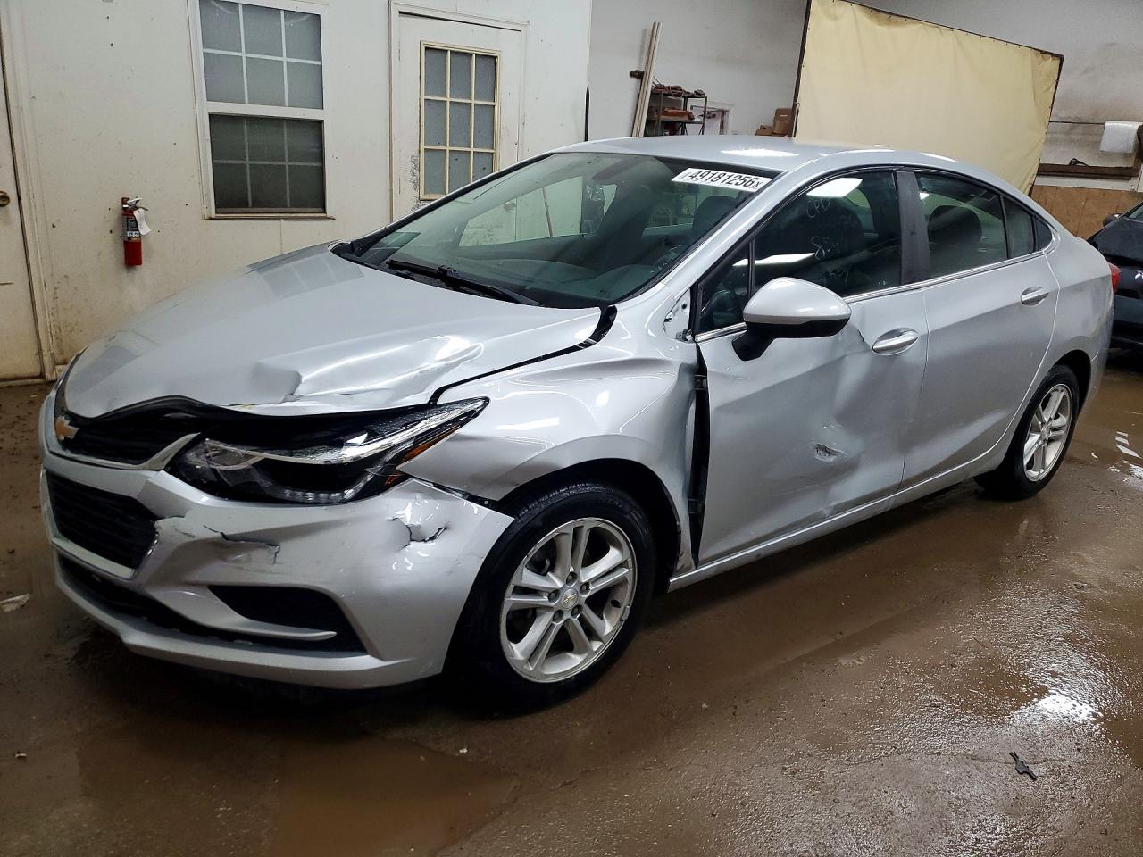 Salvage Chevrolet Cruze Image