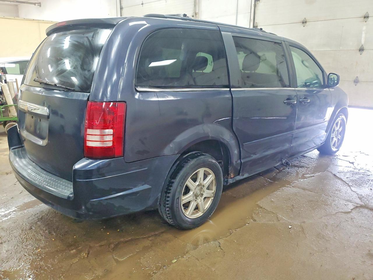 Chrysler Minivan Touring