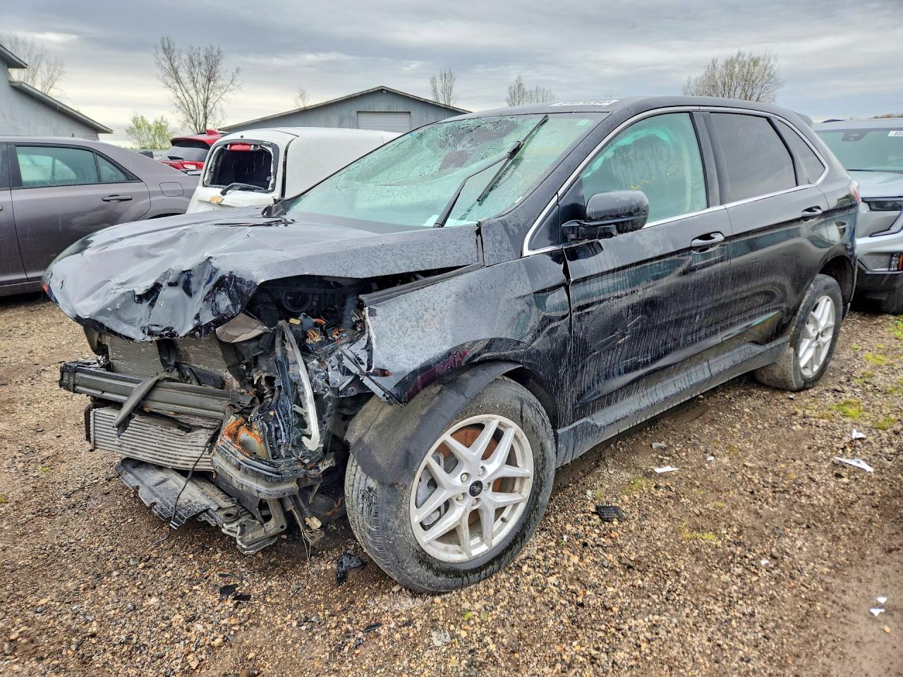 Salvage Ford Edge Image