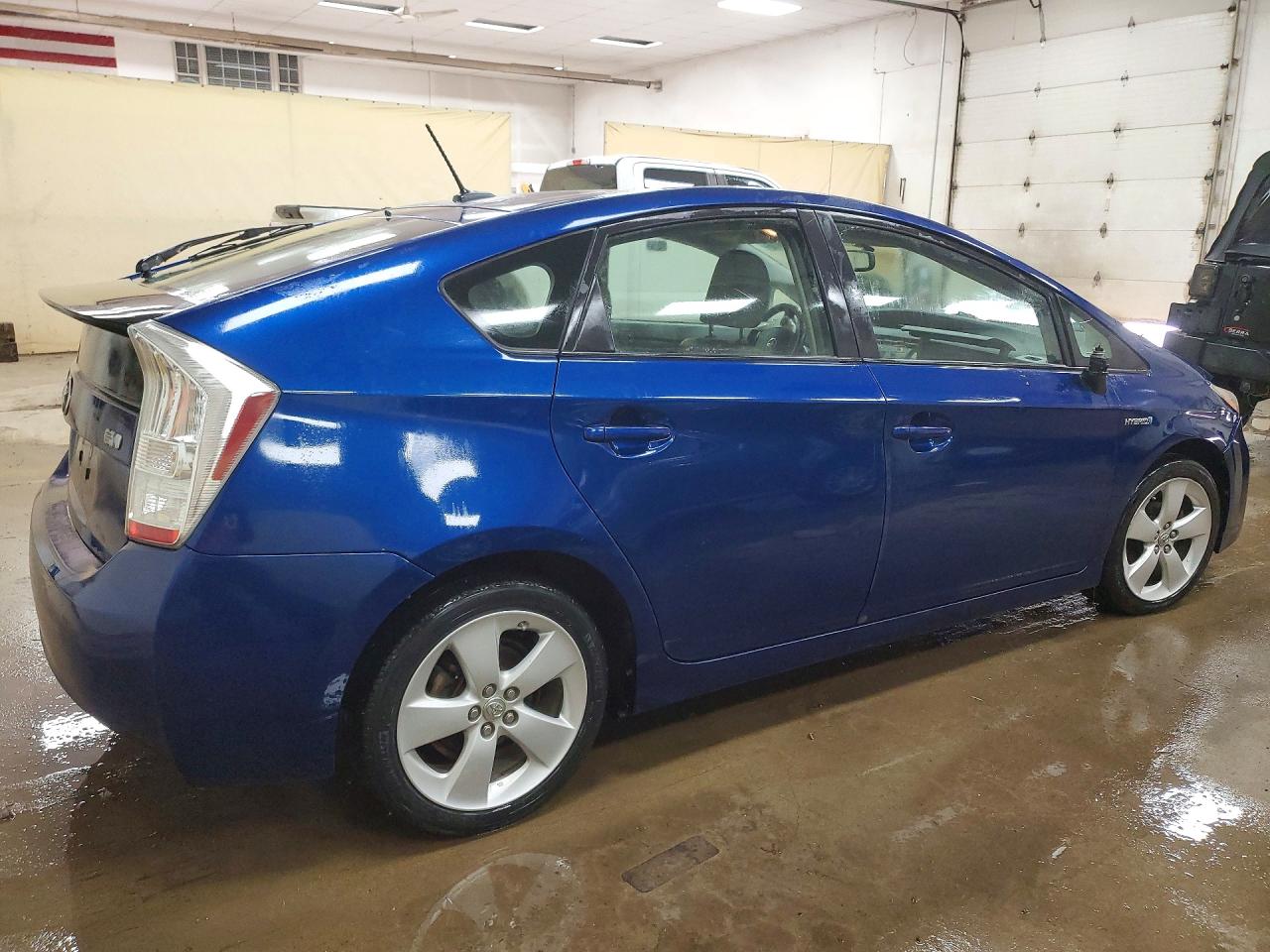 Toyota Prius V