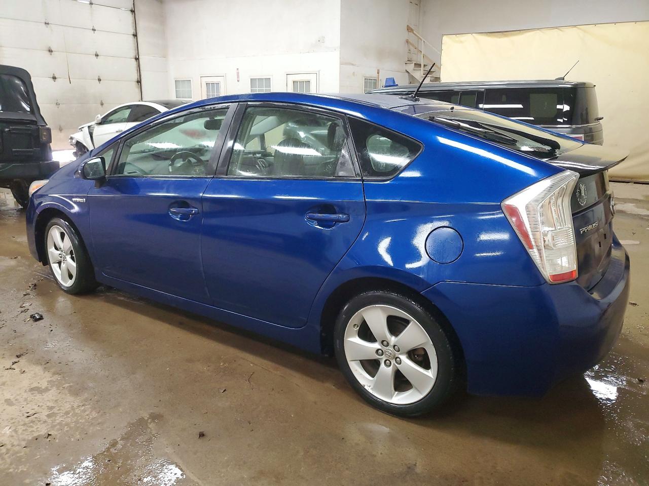 Toyota Prius V