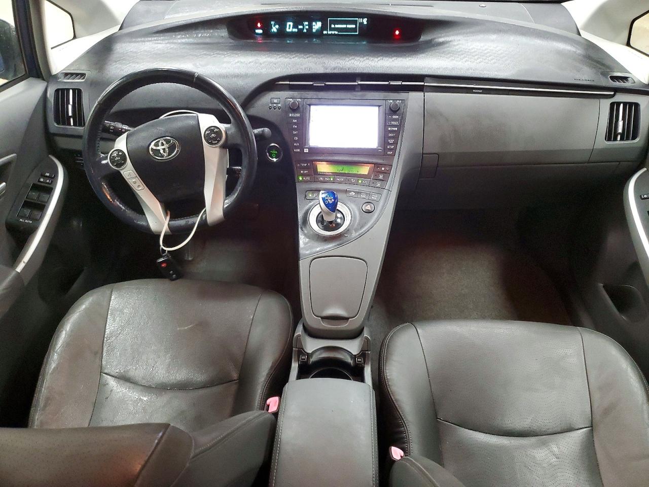 Toyota Prius V