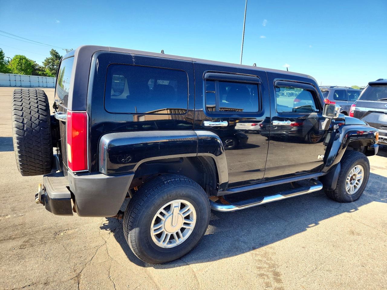 HUMMER H3