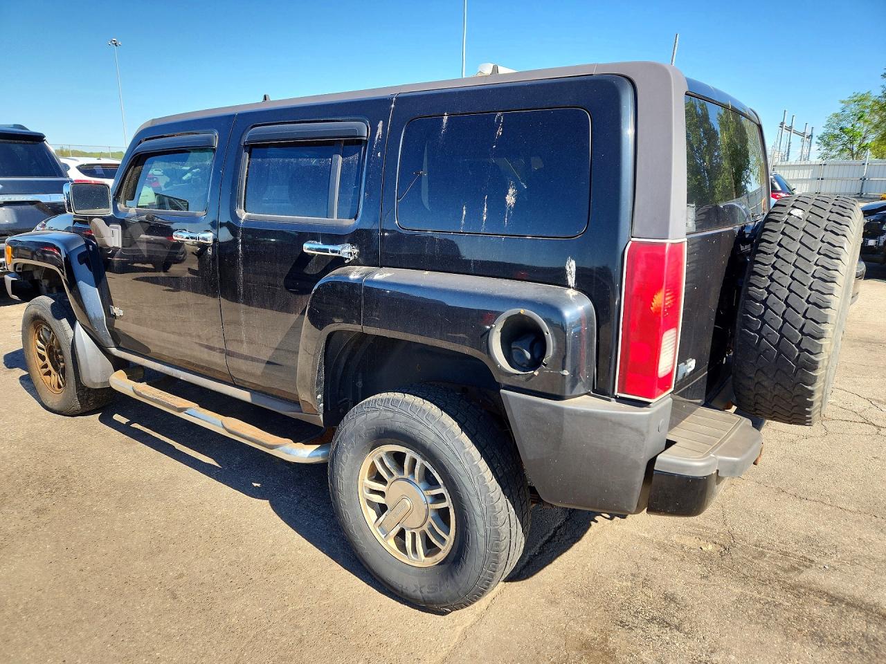 HUMMER H3