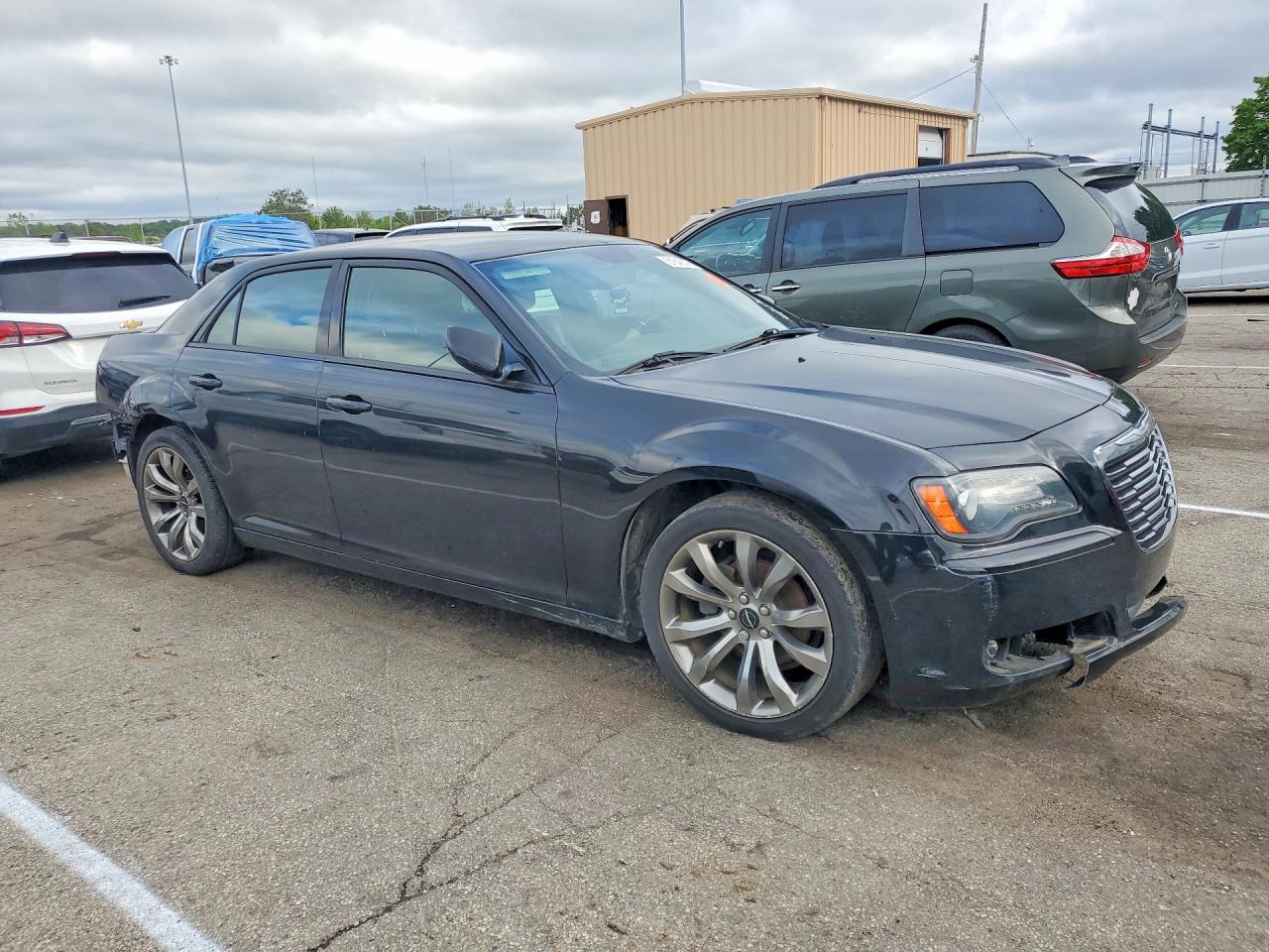 Chrysler 300 S