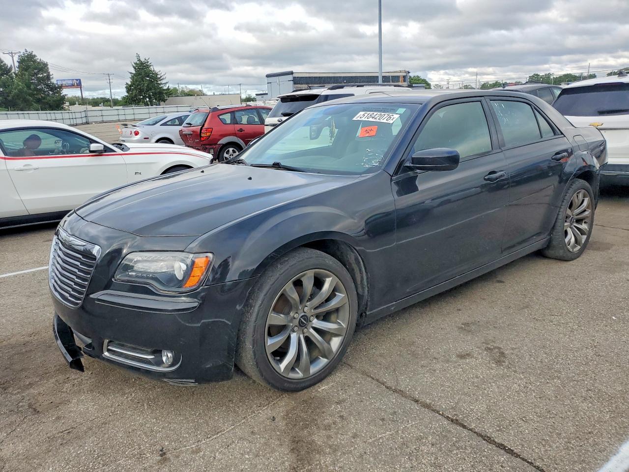 Salvage Chrysler 300 Image