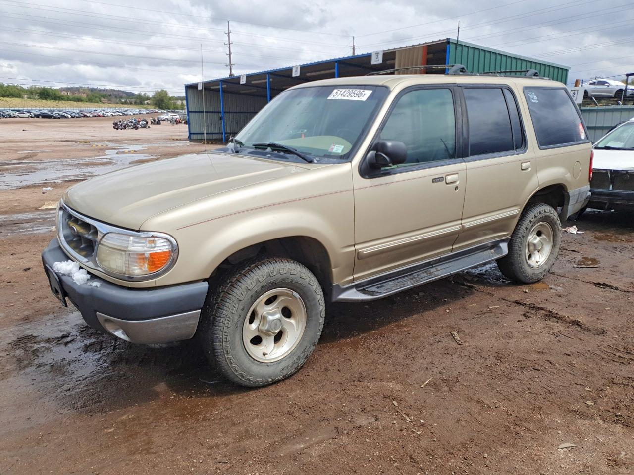 Salvage Ford Explorer Image