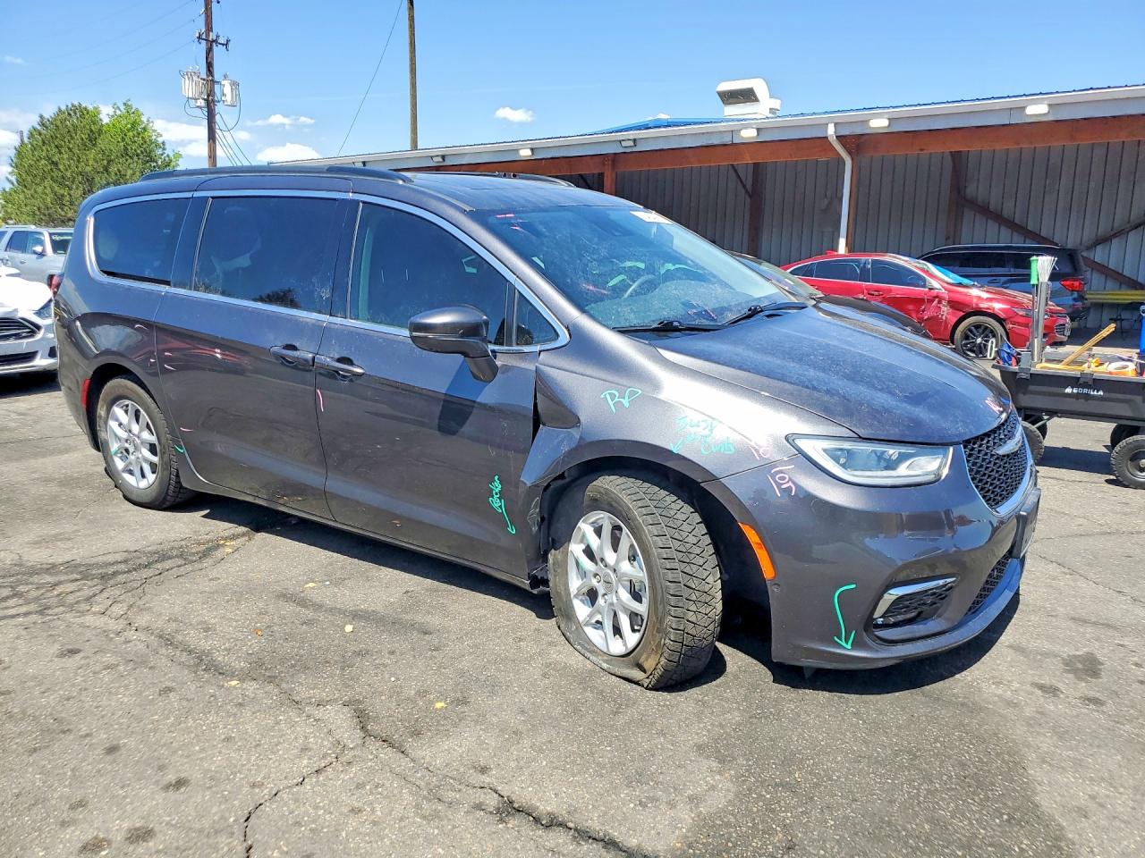 Chrysler Pacifica Touring L