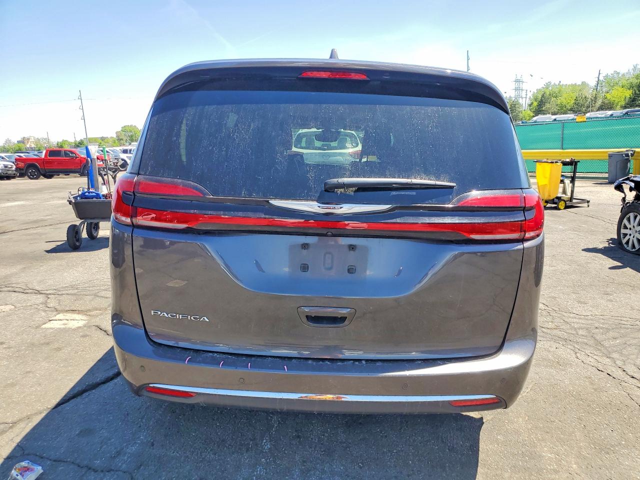 Chrysler Pacifica Touring L