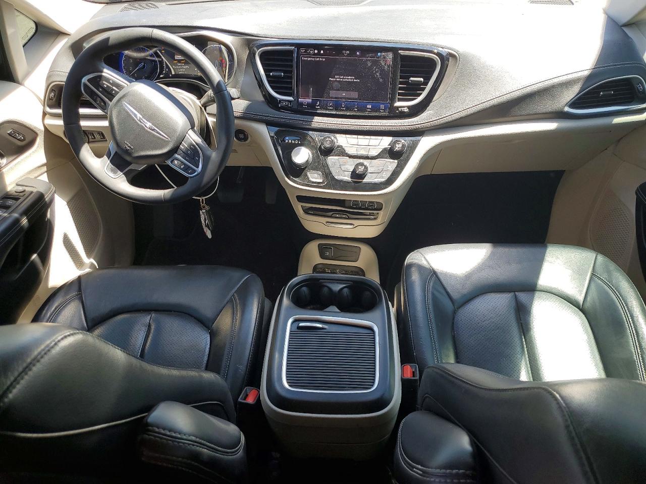Chrysler Pacifica Touring L