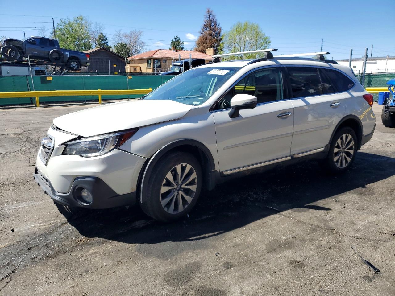 Salvage Subaru Outback Image