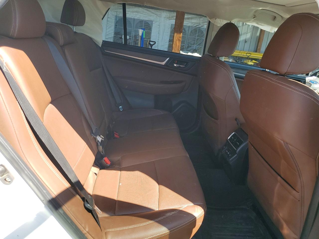 Subaru Outback Touring