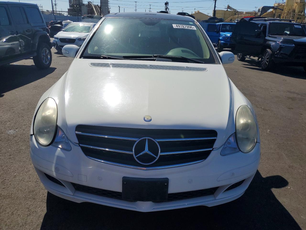 Mercedes-Benz R-Class 350