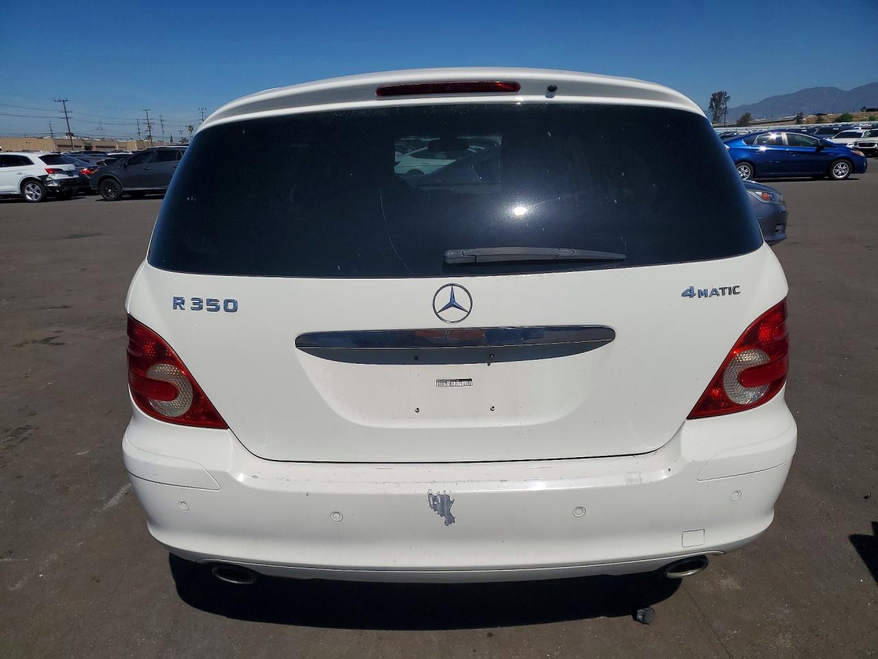 Mercedes-Benz R-Class 350