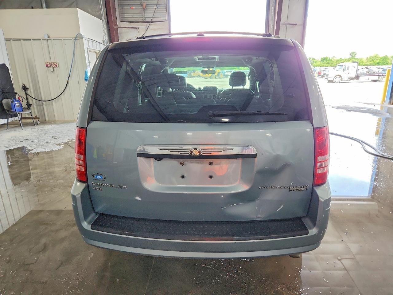 Chrysler Minivan Touring Plus