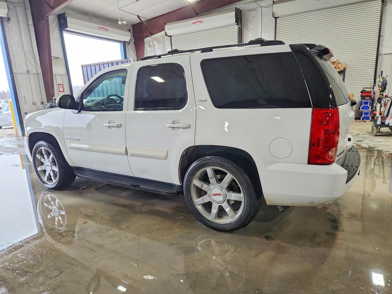 GMC Yukon Slt