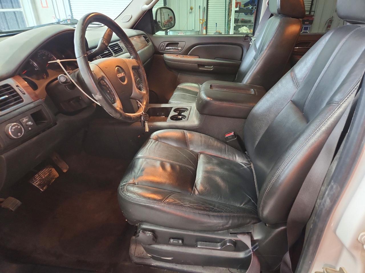 GMC Yukon Slt