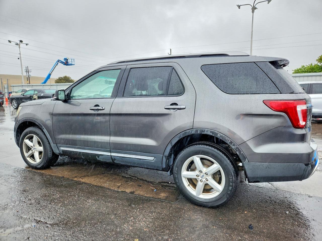 Ford Explorer Xlt