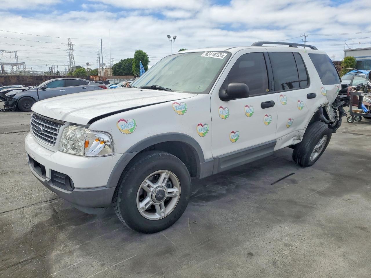 Salvage Ford Explorer Image