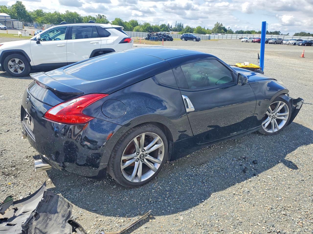 Nissan 370Z Base