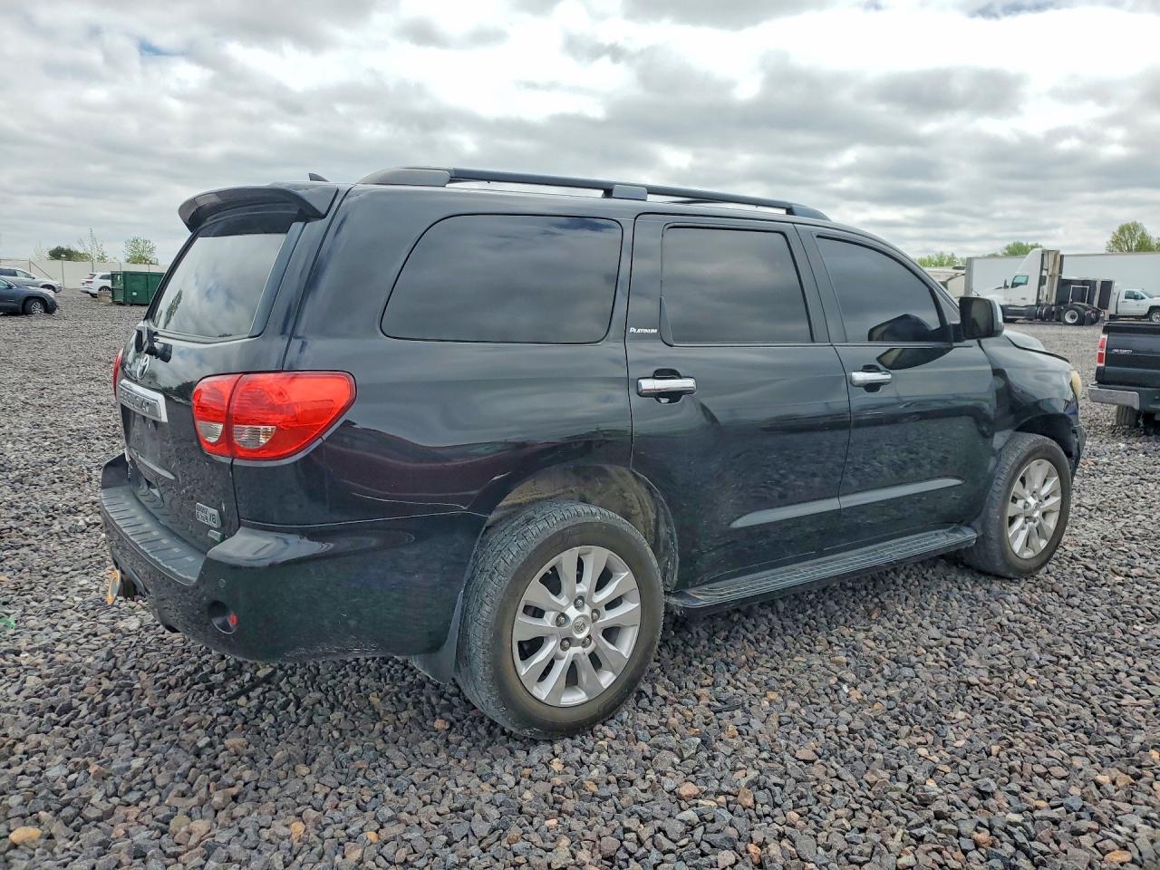 Toyota Sequoia Platinum