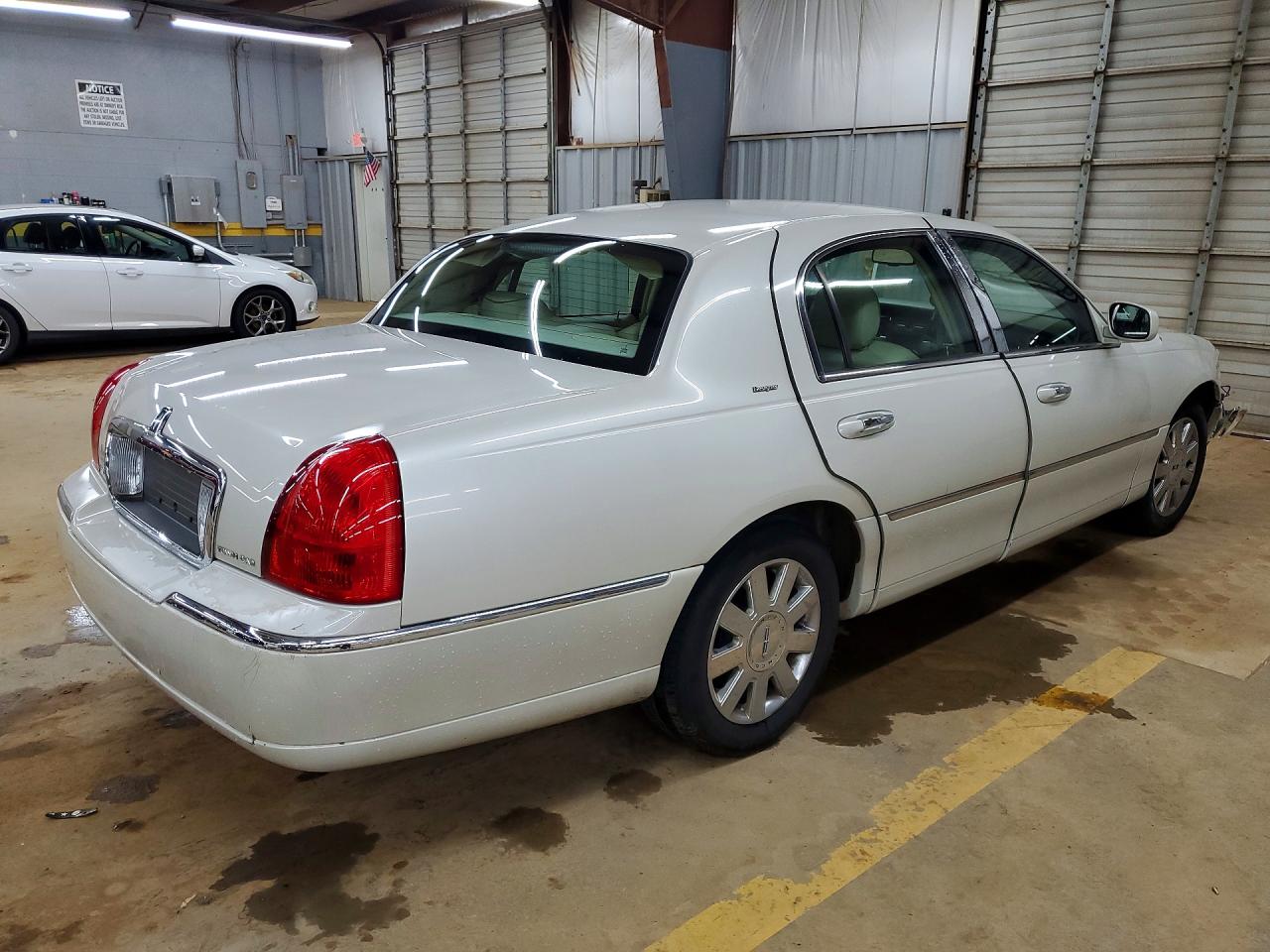 Lincoln Towncar Designer