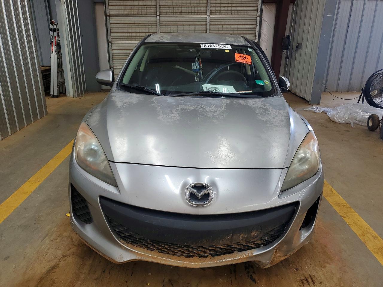 Mazda 3 I