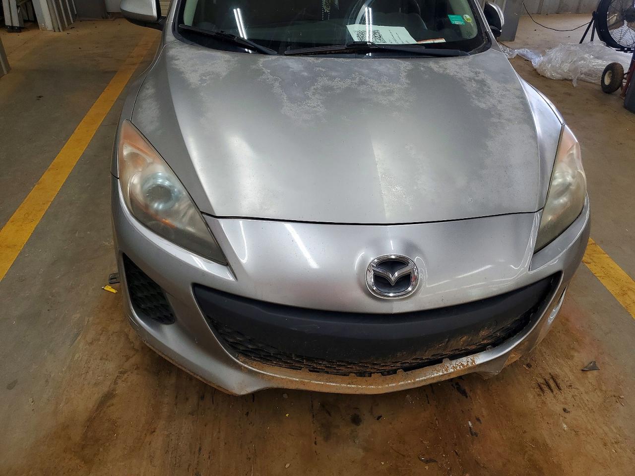 Mazda 3 I