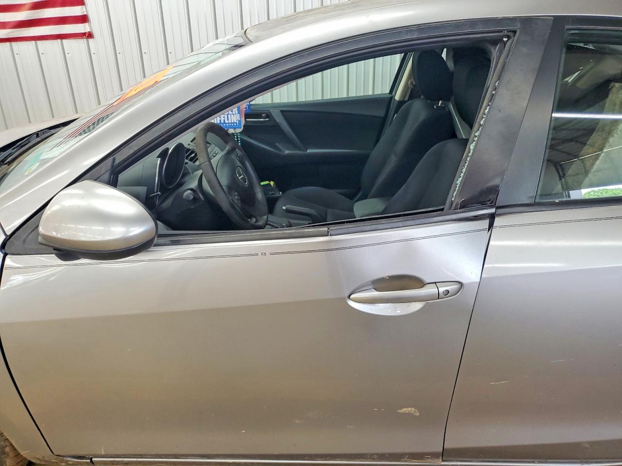 Mazda 3 I