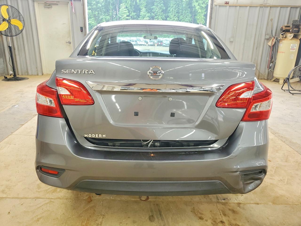 Nissan Sentra S
