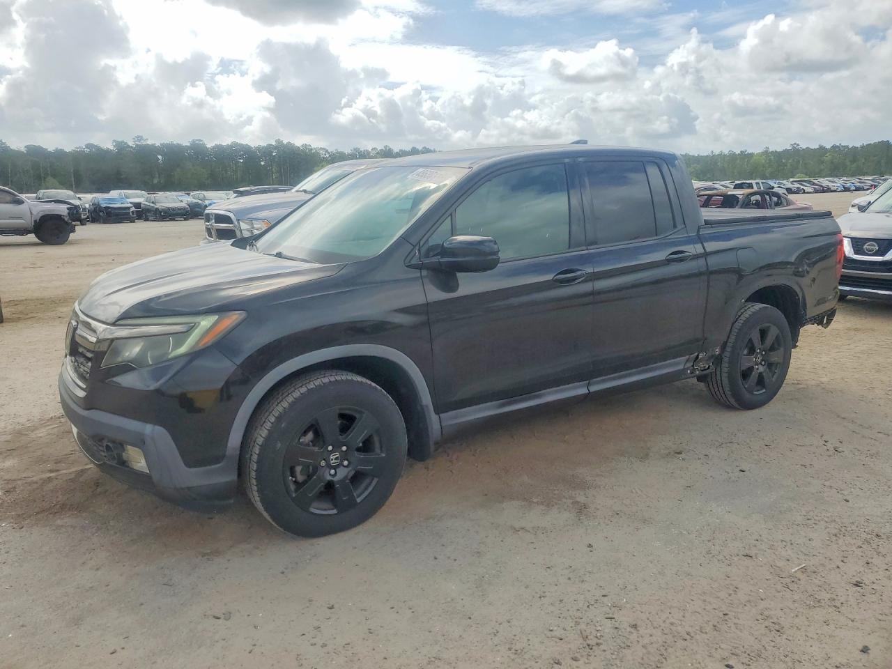 Salvage Honda Ridgeline Image