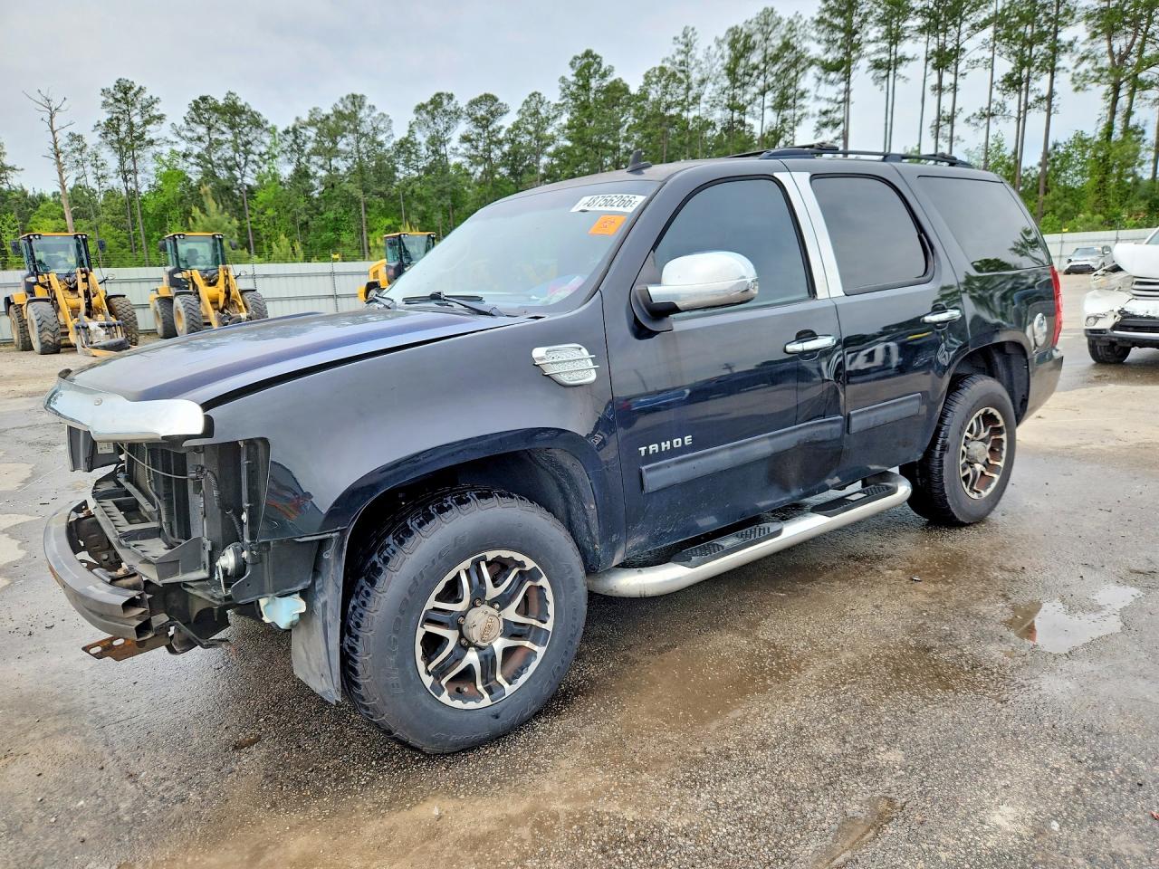 Salvage Chevrolet Tahoe Image