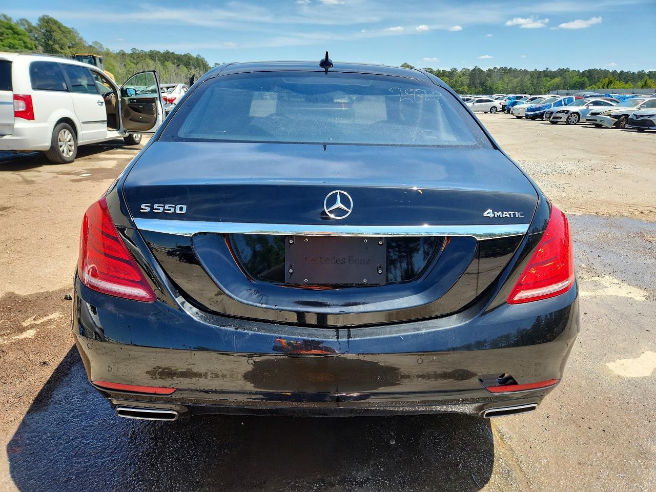 Mercedes-Benz S-Class 550 4matic