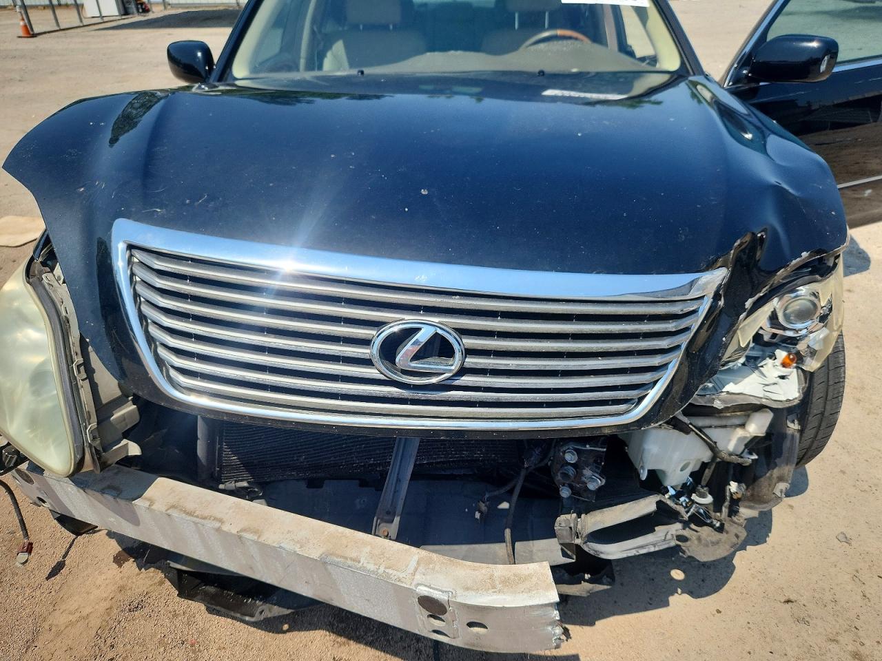 Lexus LS Base
